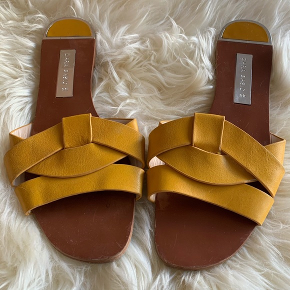 Zara Shoes - Leather Mustard Yellow Slides